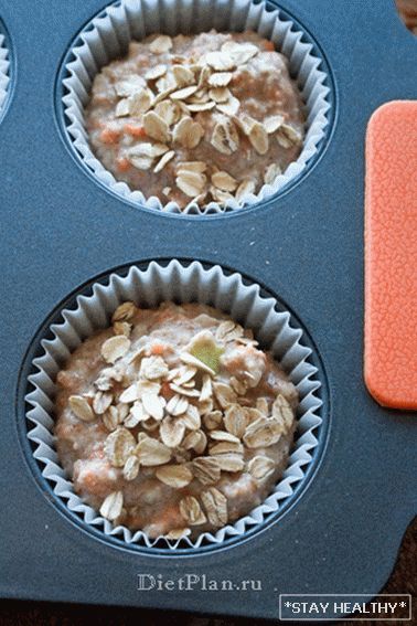 Vollkornmuffins mit Möhren undKleie