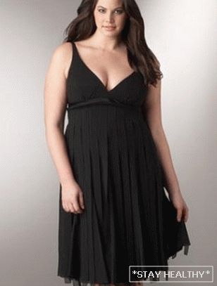 Perfektes Abendkleid für volle Damen